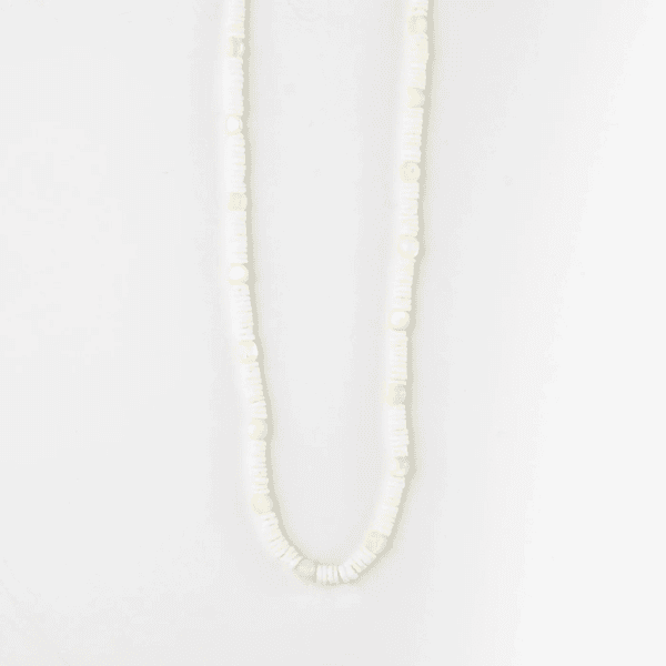 "Madasari Beach" Mother of Pearl Smykke